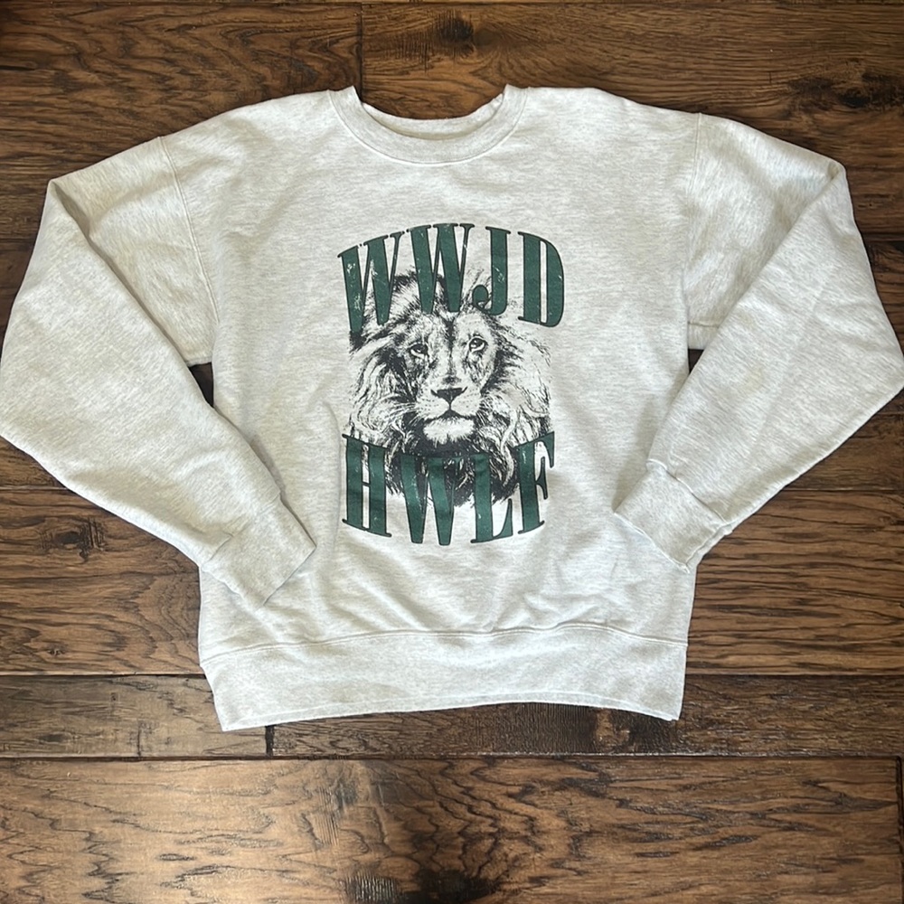 HWLF light heathered, gray crewneck size small